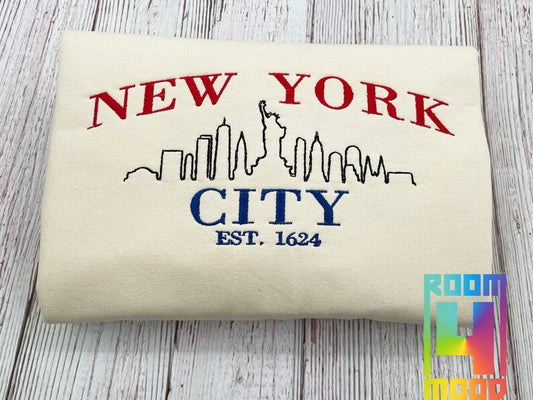 New York Sweatshirt, NY Crewneck Sweater, New York Shirt, Minimalist, New York Lover Gift, NYC gifts, Women, East Coast Unisex, Vintage Crew