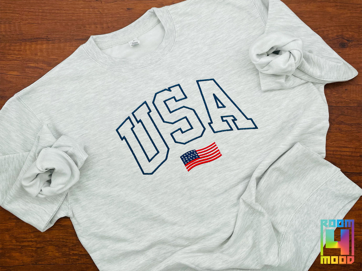 USA Embroidered Sweatshirt, United States, America, Crewneck, Flag, Olympics 2024, Patriot, July 4th, Red White and Blue, American pride (Copy)